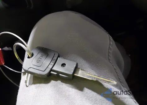 2010 Dodge Ram 1500 St из США, поврежденный, VIN 1D7RV1GP1AS256371